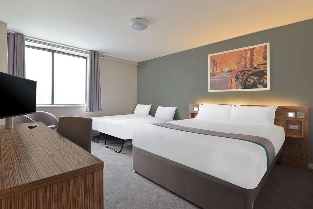 Mercure London Gatwick Airport Хорли Номер фото