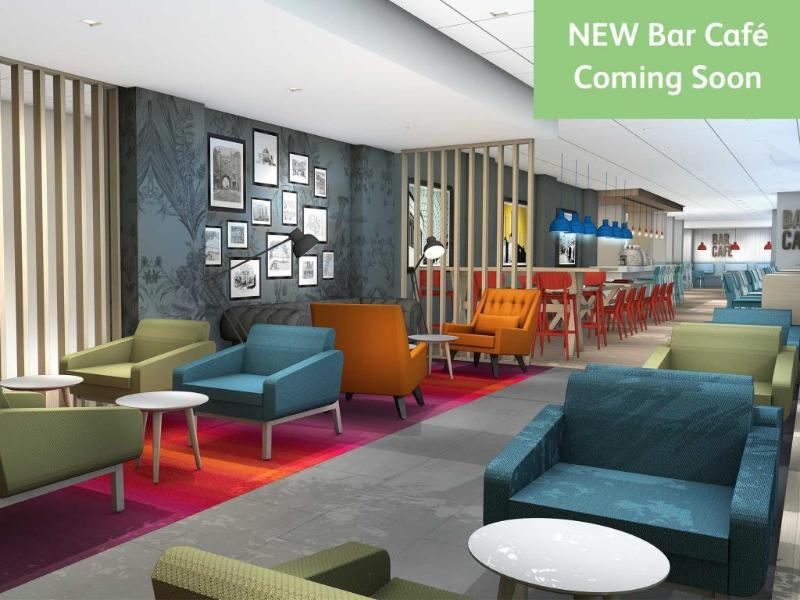 Mercure London Gatwick Airport Хорли Экстерьер фото